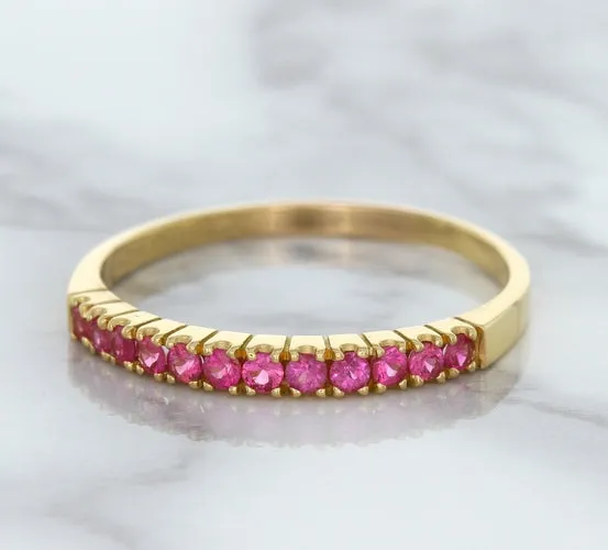 0.35ctw Round Pink Sapphire Ring in 18K Rose Gold