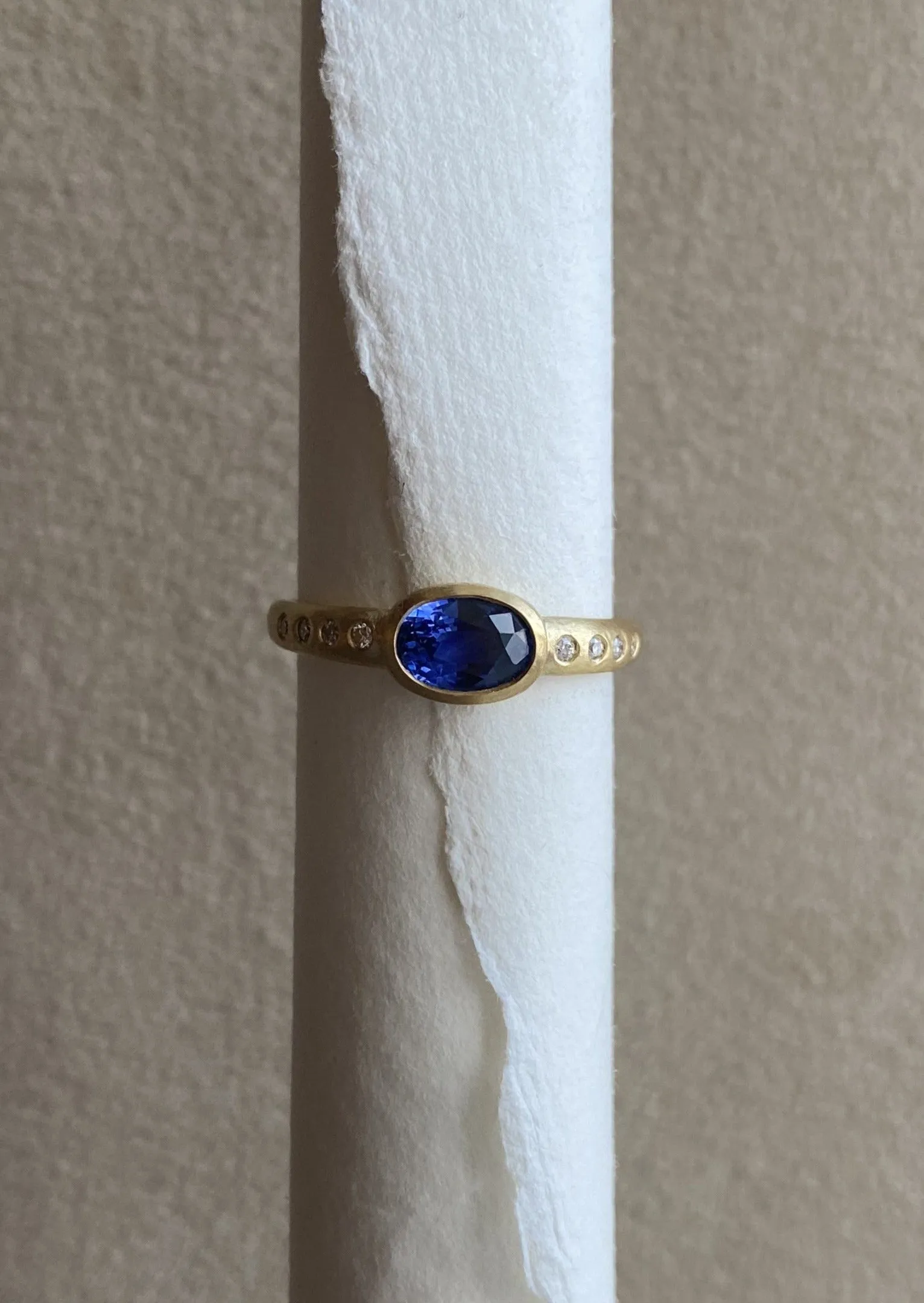 1.12 Ceylon Sapphire Ring