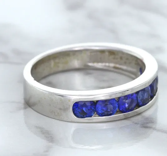 1.22ctw Round Blue Sapphire Ring in 18K White Gold