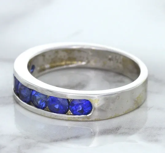 1.22ctw Round Blue Sapphire Ring in 18K White Gold