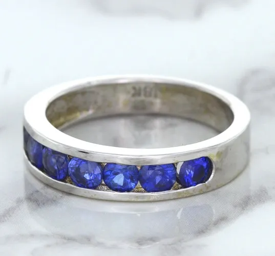 1.22ctw Round Blue Sapphire Ring in 18K White Gold