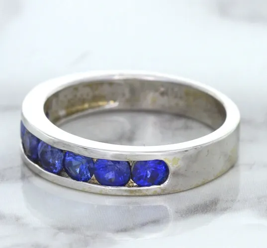 1.22ctw Round Blue Sapphire Ring in 18K White Gold
