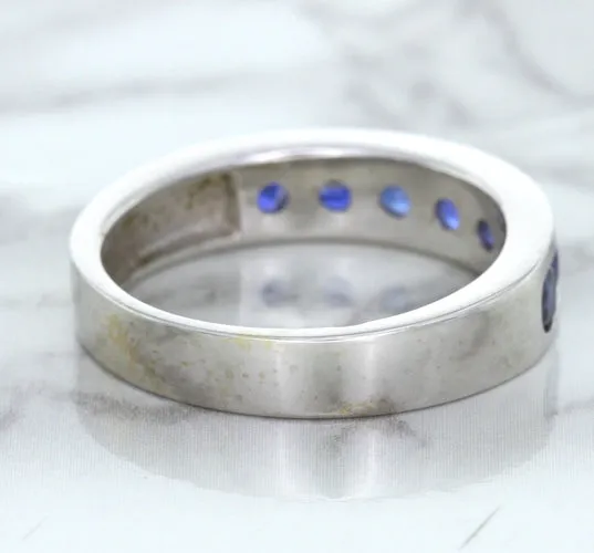 1.22ctw Round Blue Sapphire Ring in 18K White Gold