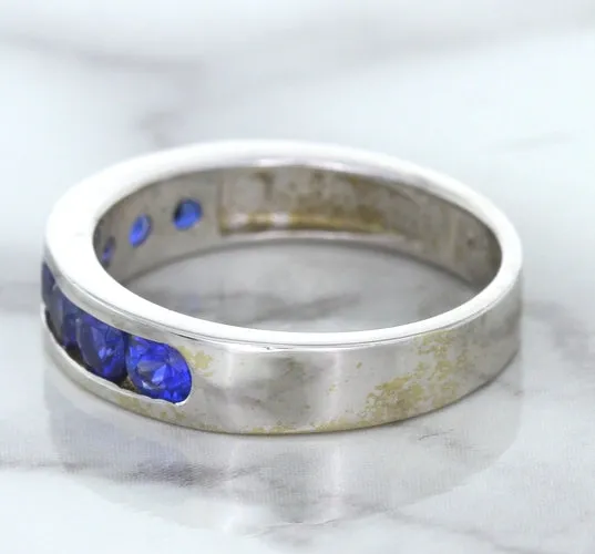 1.22ctw Round Blue Sapphire Ring in 18K White Gold