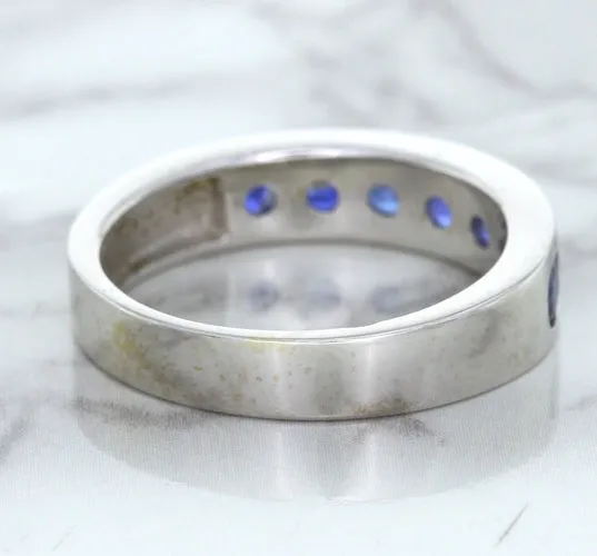 1.22ctw Round Blue Sapphire Ring in 18K White Gold