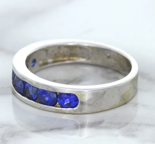 1.22ctw Round Blue Sapphire Ring in 18K White Gold