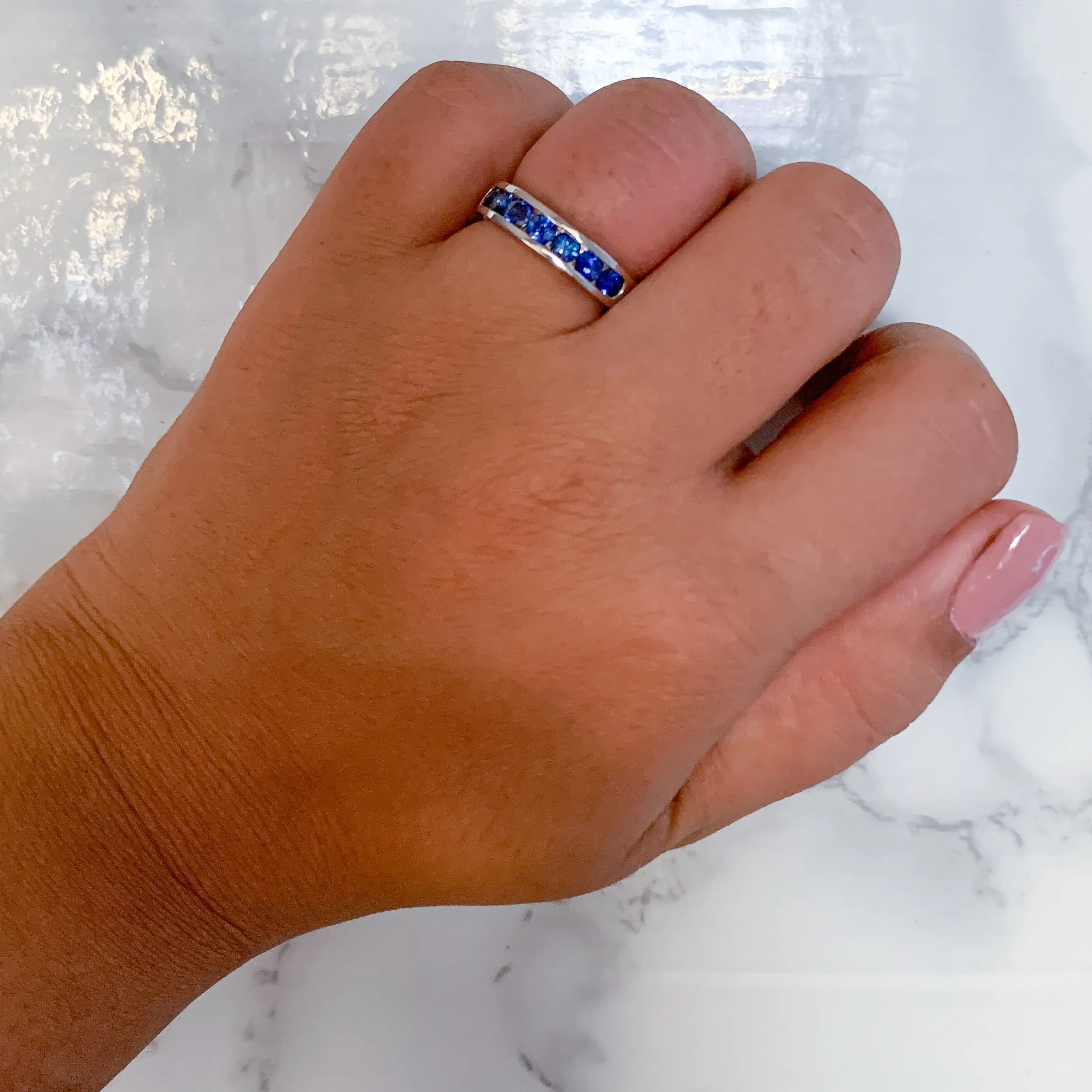 1.22ctw Round Blue Sapphire Ring in 18K White Gold