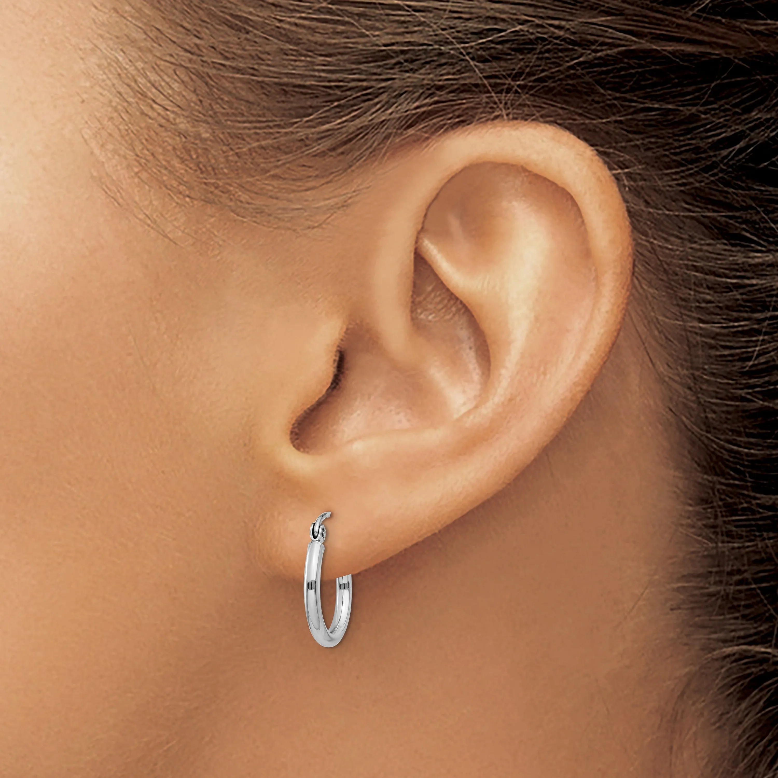 14k White Gold 2MM Round Hoop Earrings