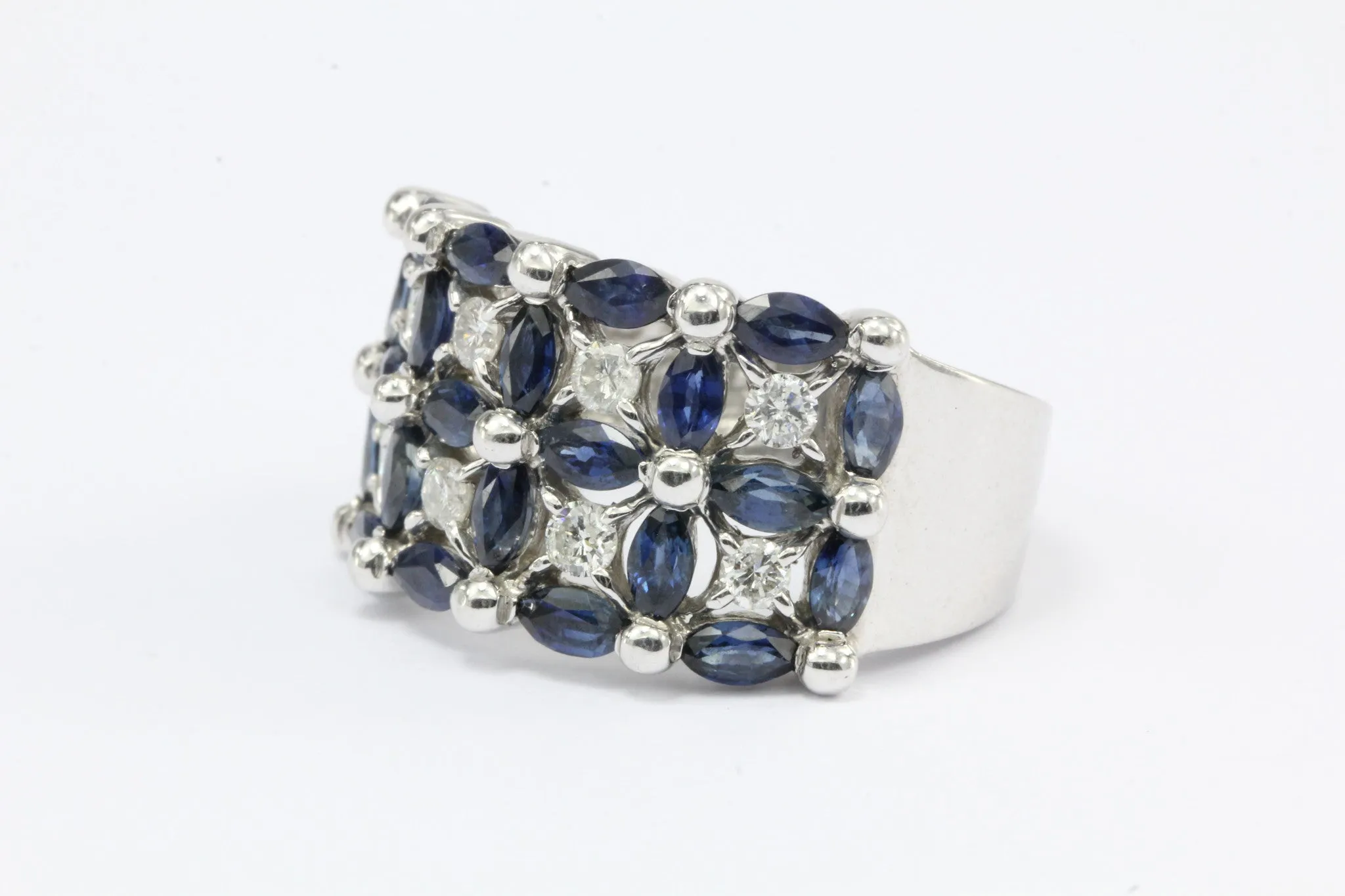 14K White Gold Blue Sapphire & Diamond Roman Fence Ring