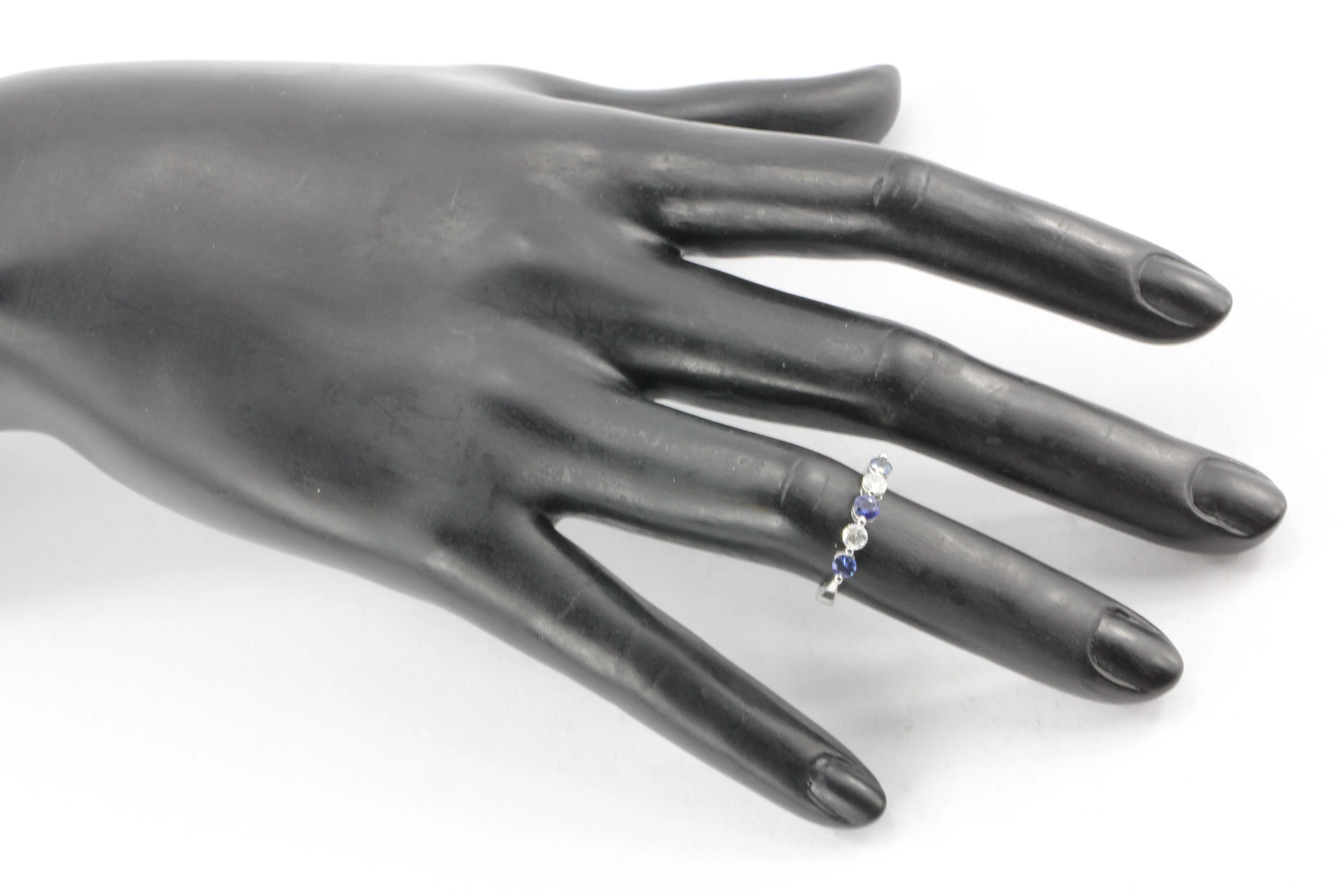 14K White Gold Diamond & Blue Sapphire Ring