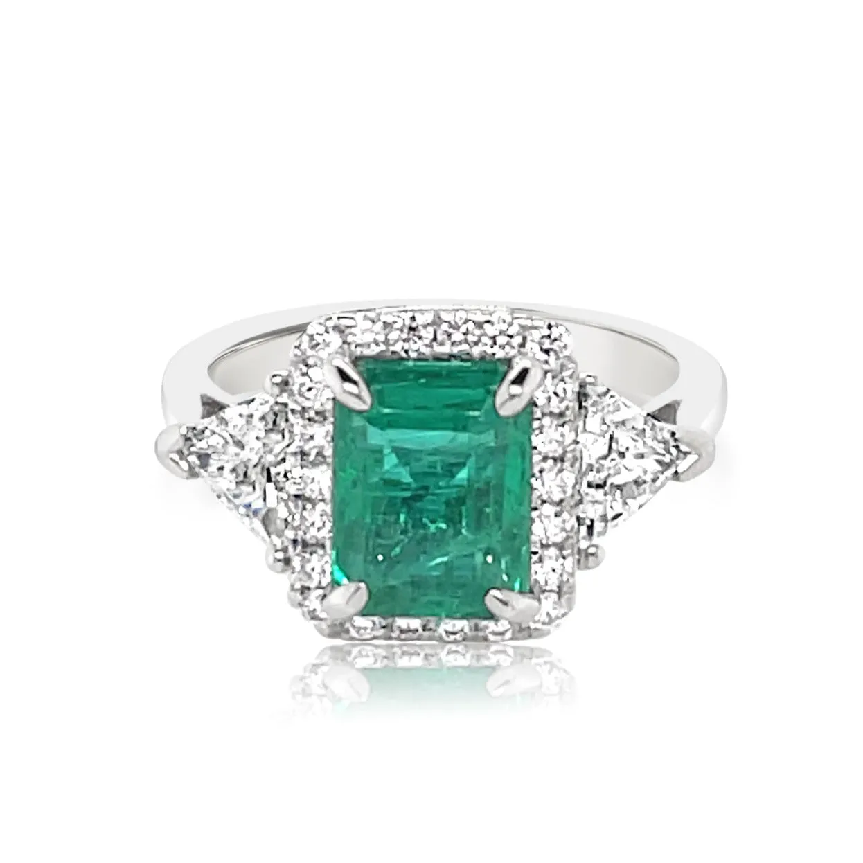 14K White Gold Emerald and Diamond Ring (4.05ctw)
