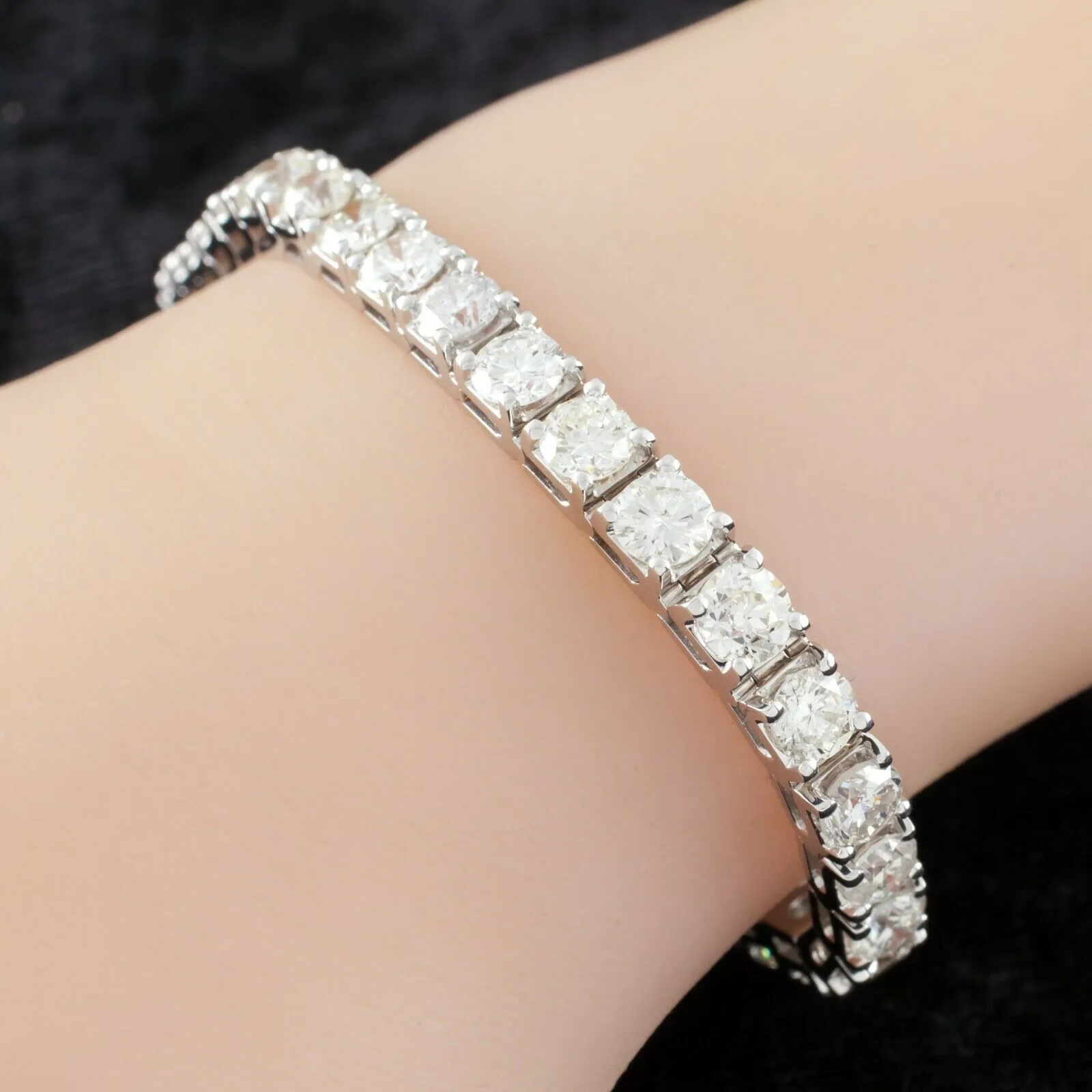 14k White Gold Tennis Bracelet 13.98 ct TDW VS - SI, I - J 7" Long