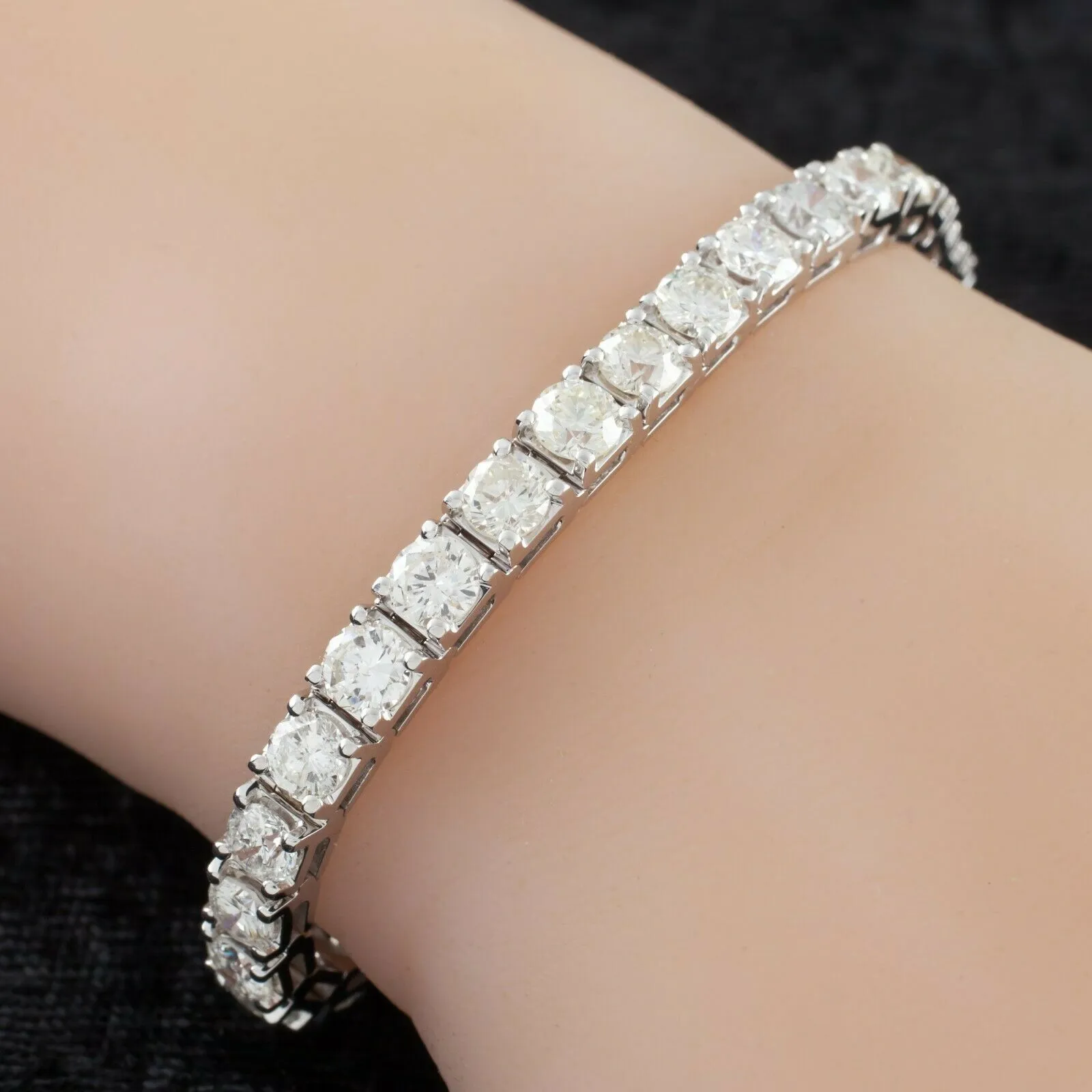 14k White Gold Tennis Bracelet 13.98 ct TDW VS - SI, I - J 7" Long