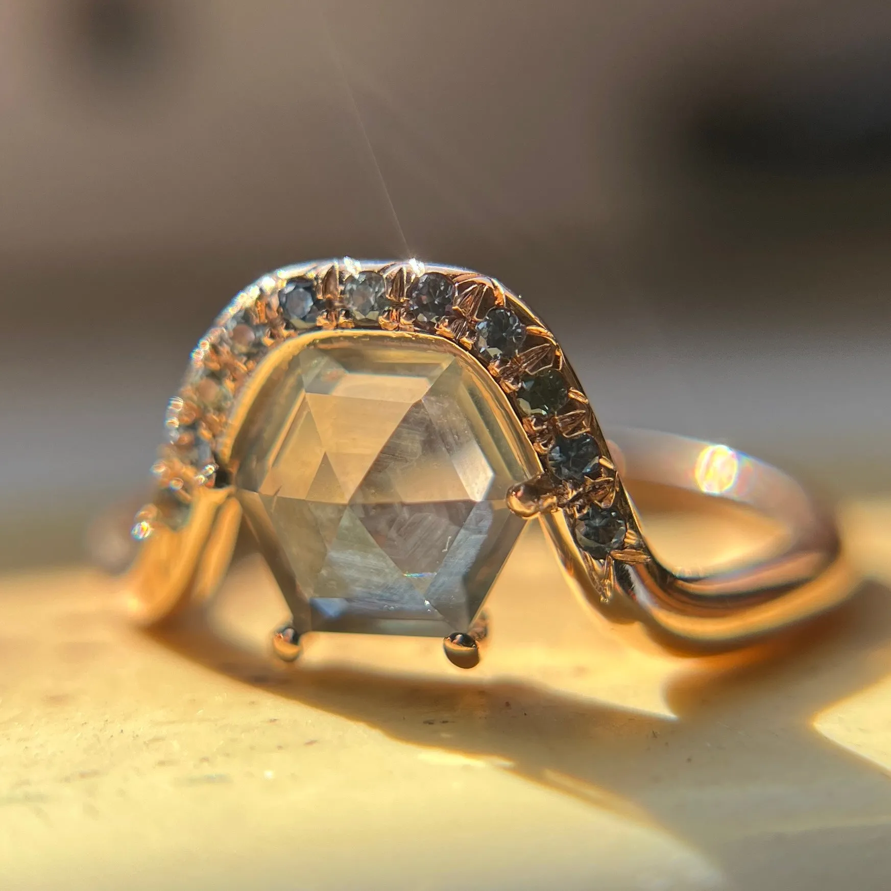 1.80ct Sapphire Nouveau Hex