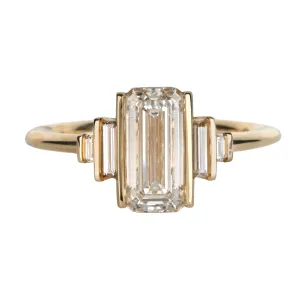 18K Gold Emerald-Cut Geometric Ring Mount