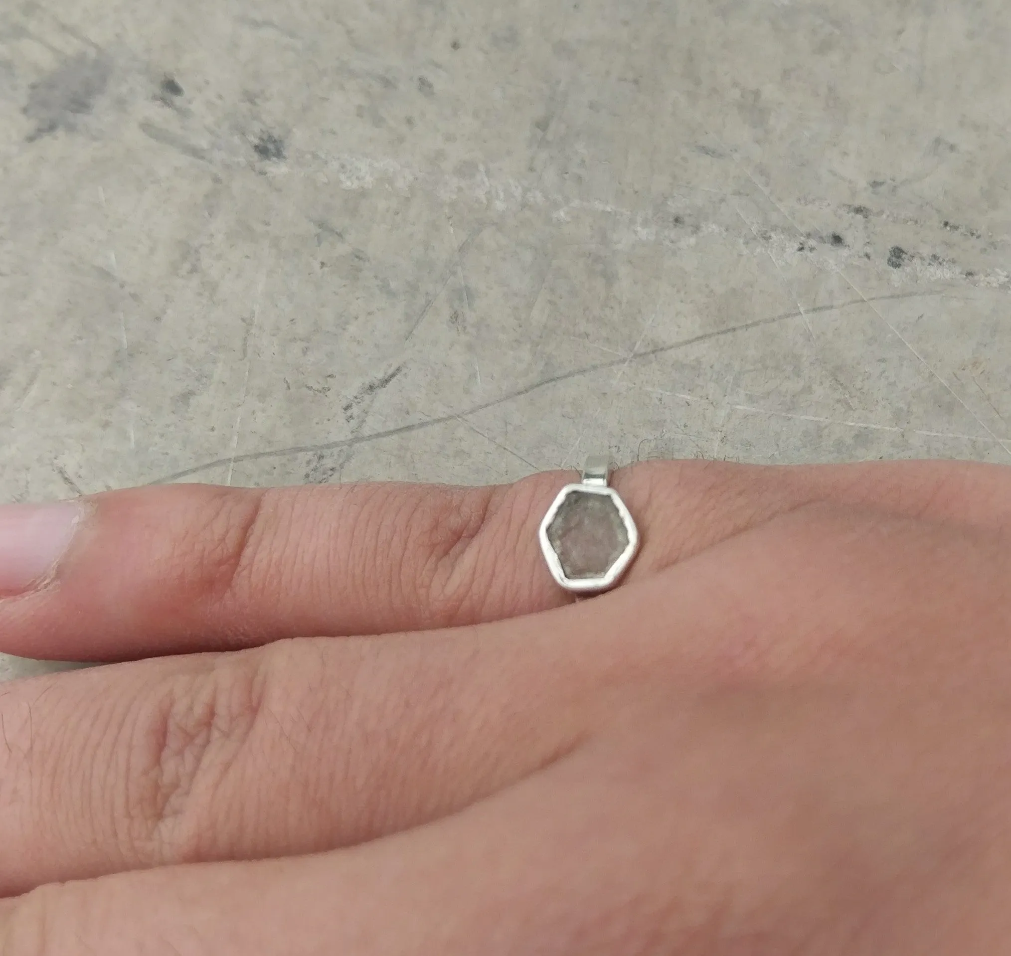 2ct STERLING SILVER GREEN MONTANA SAPPHIRE ROUGH RING