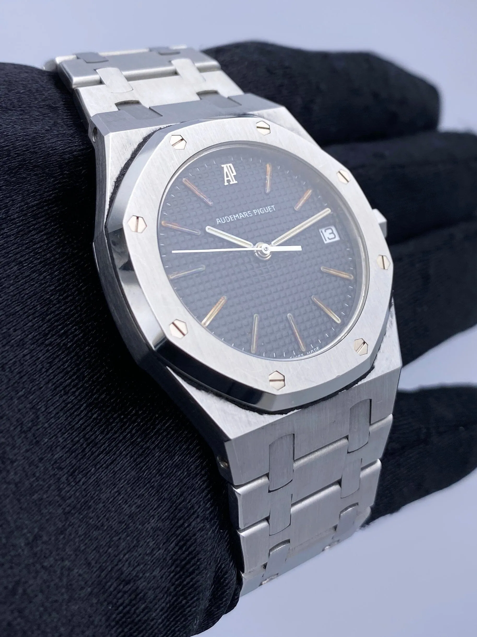 Audemars Piguet Royal Oak Black Dial Stainless Steel Mens Watch