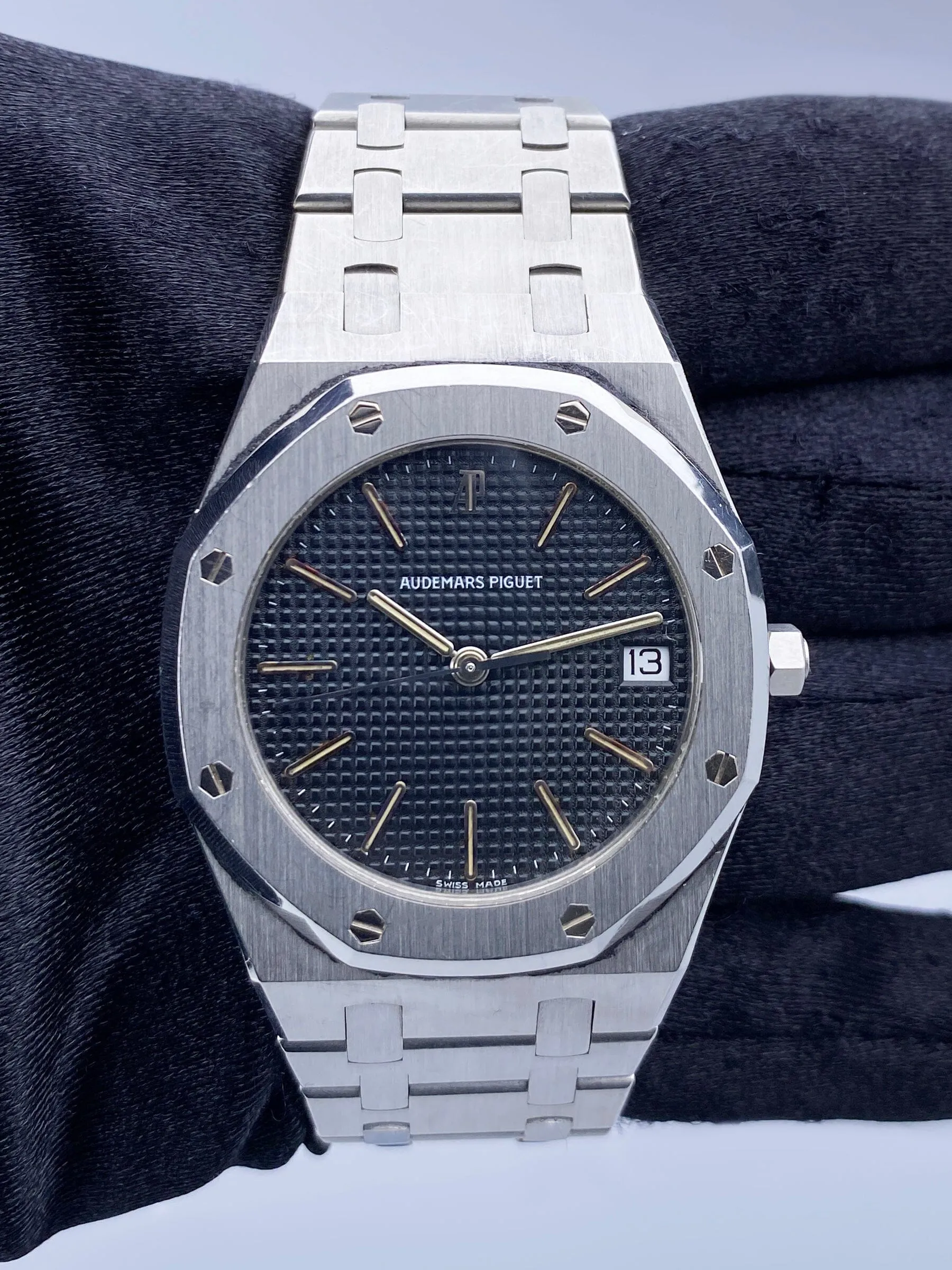 Audemars Piguet Royal Oak Black Dial Stainless Steel Mens Watch