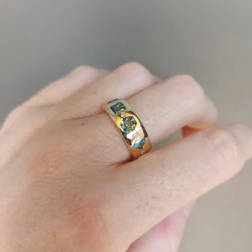 Australian Sapphire and Diamond Gold Band