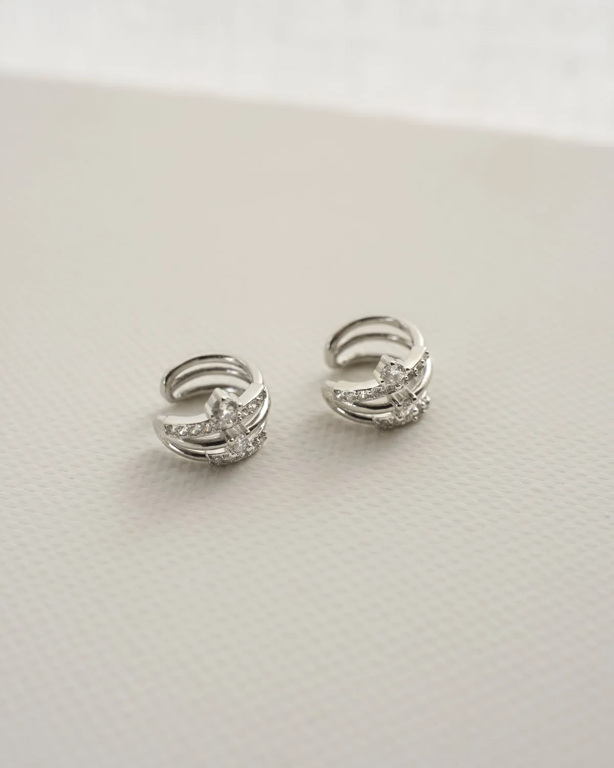 BEJEWELED Ear Cuff in Silver
