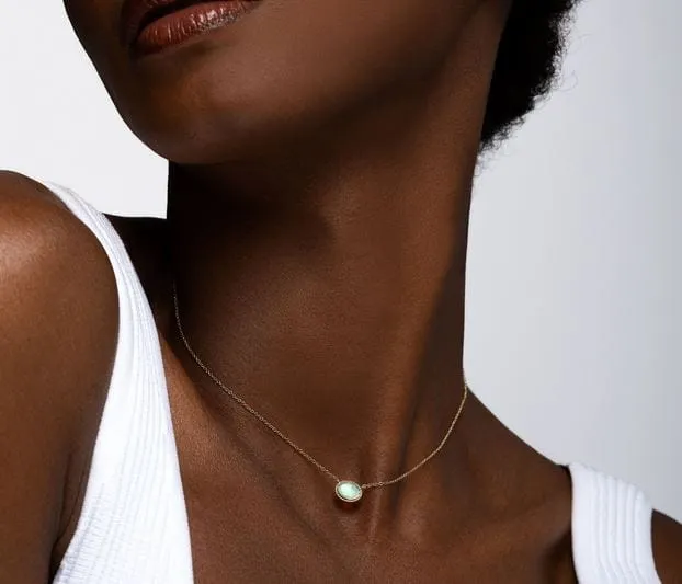 Birks 18K Yellow Gold Les Plaisirs de Birks Horizontal Oval Opal Necklace