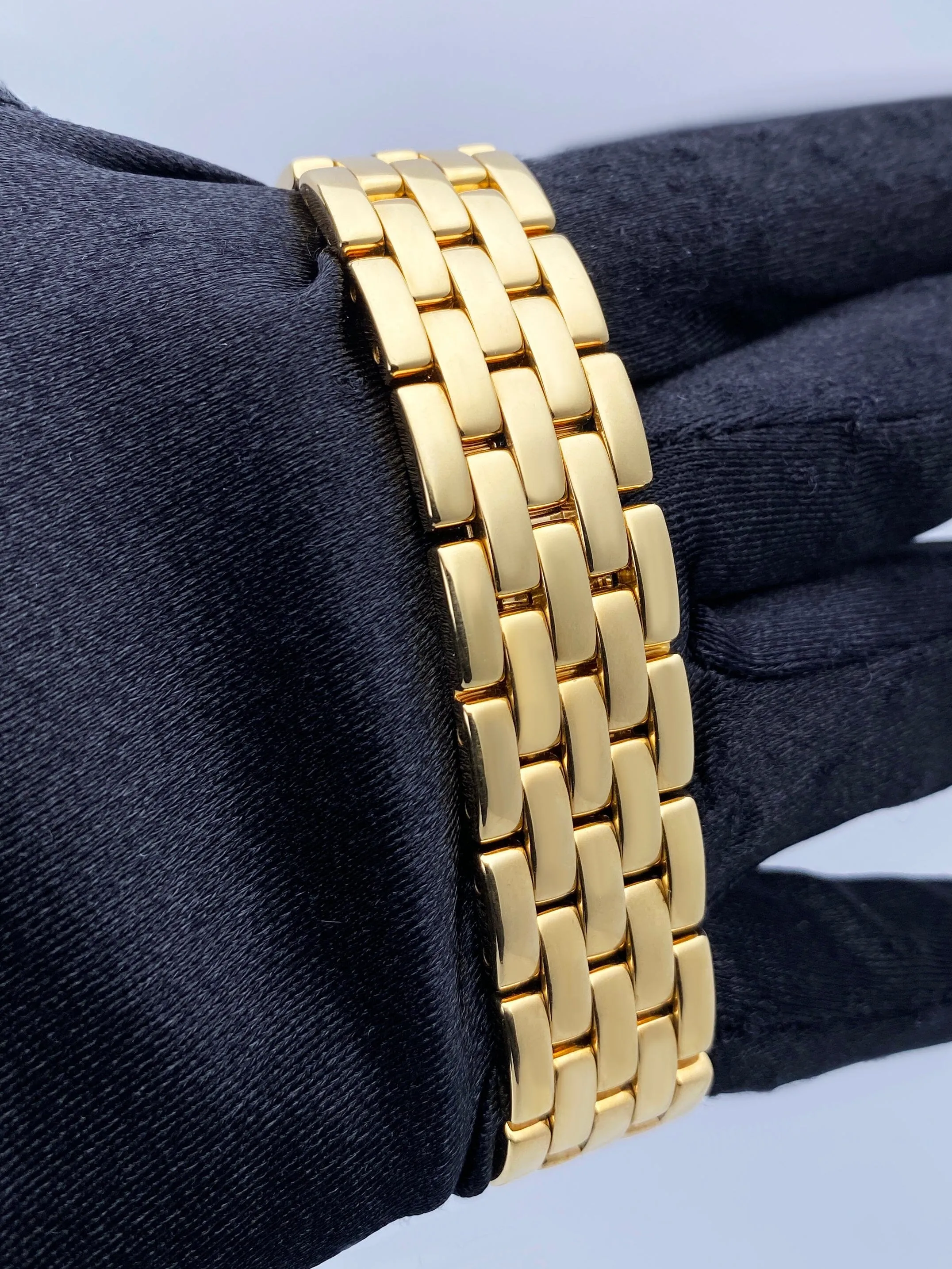 Cartier Cougar Figaro W25013B9 18k Yellow Gold Watch