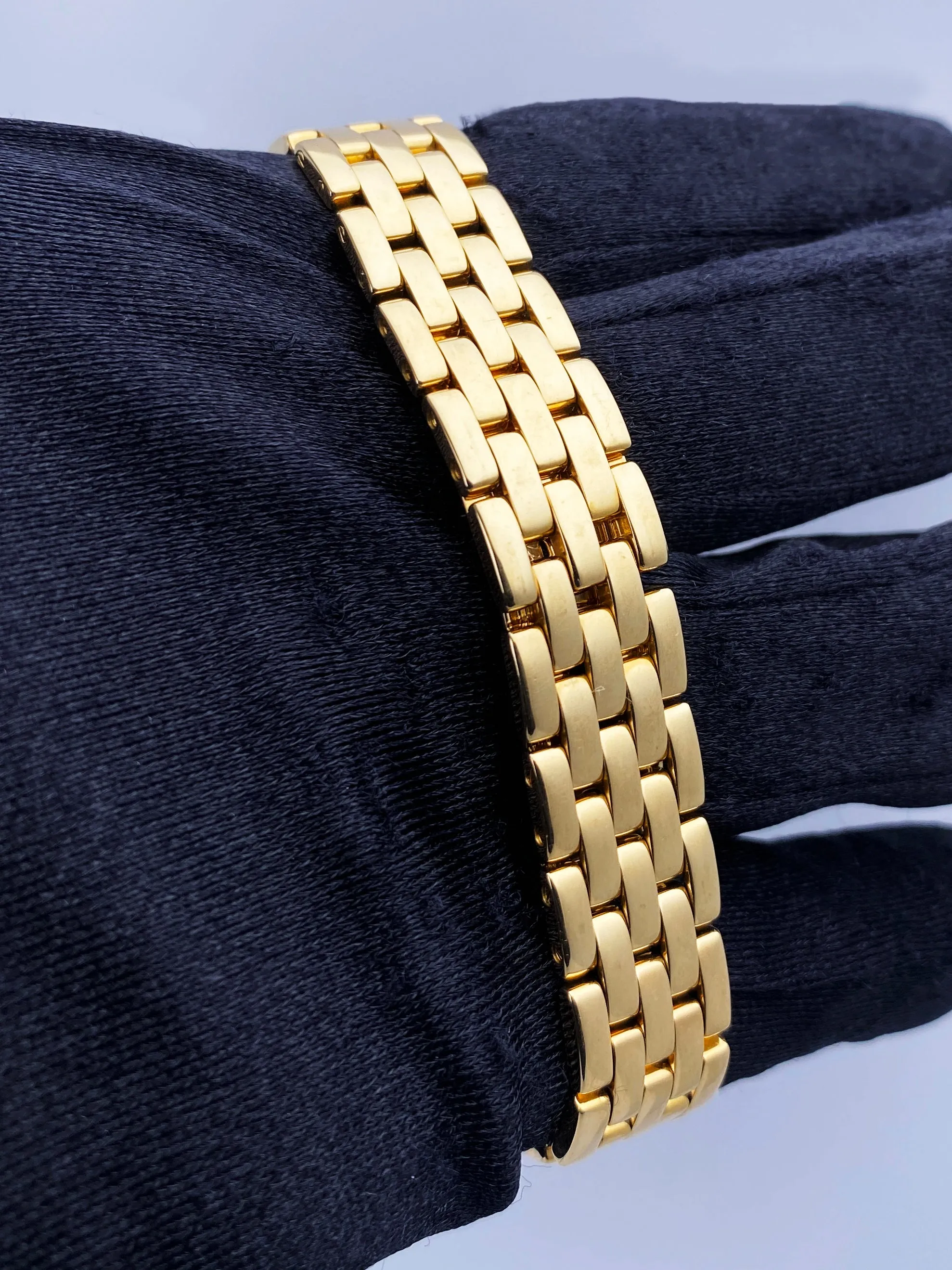 Cartier Panthere 18K Yellow Gold Ladies Watch