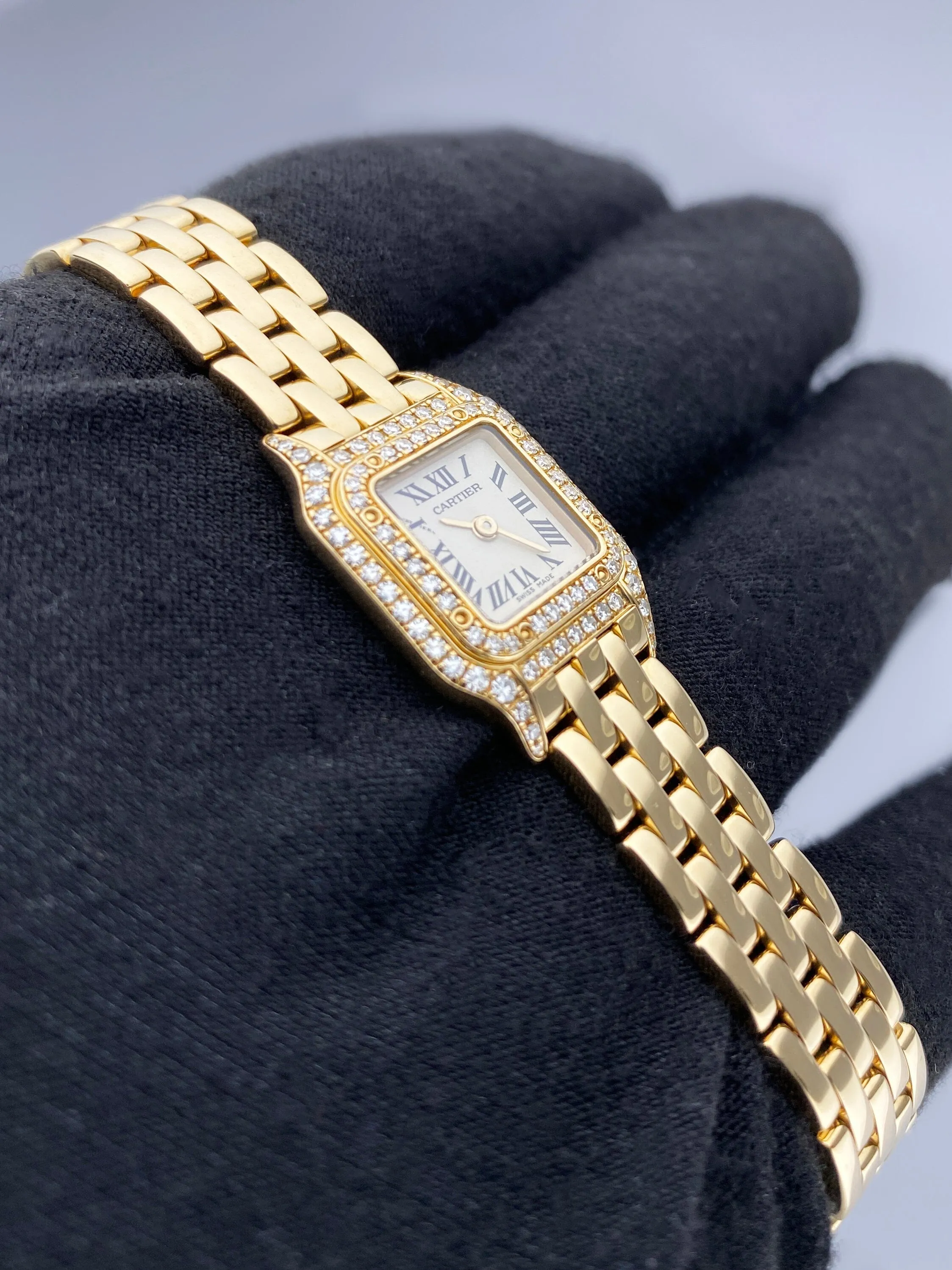 Cartier Panthere Mini WF3182B9 18K Yellow Gold Diamond Ladies Watch