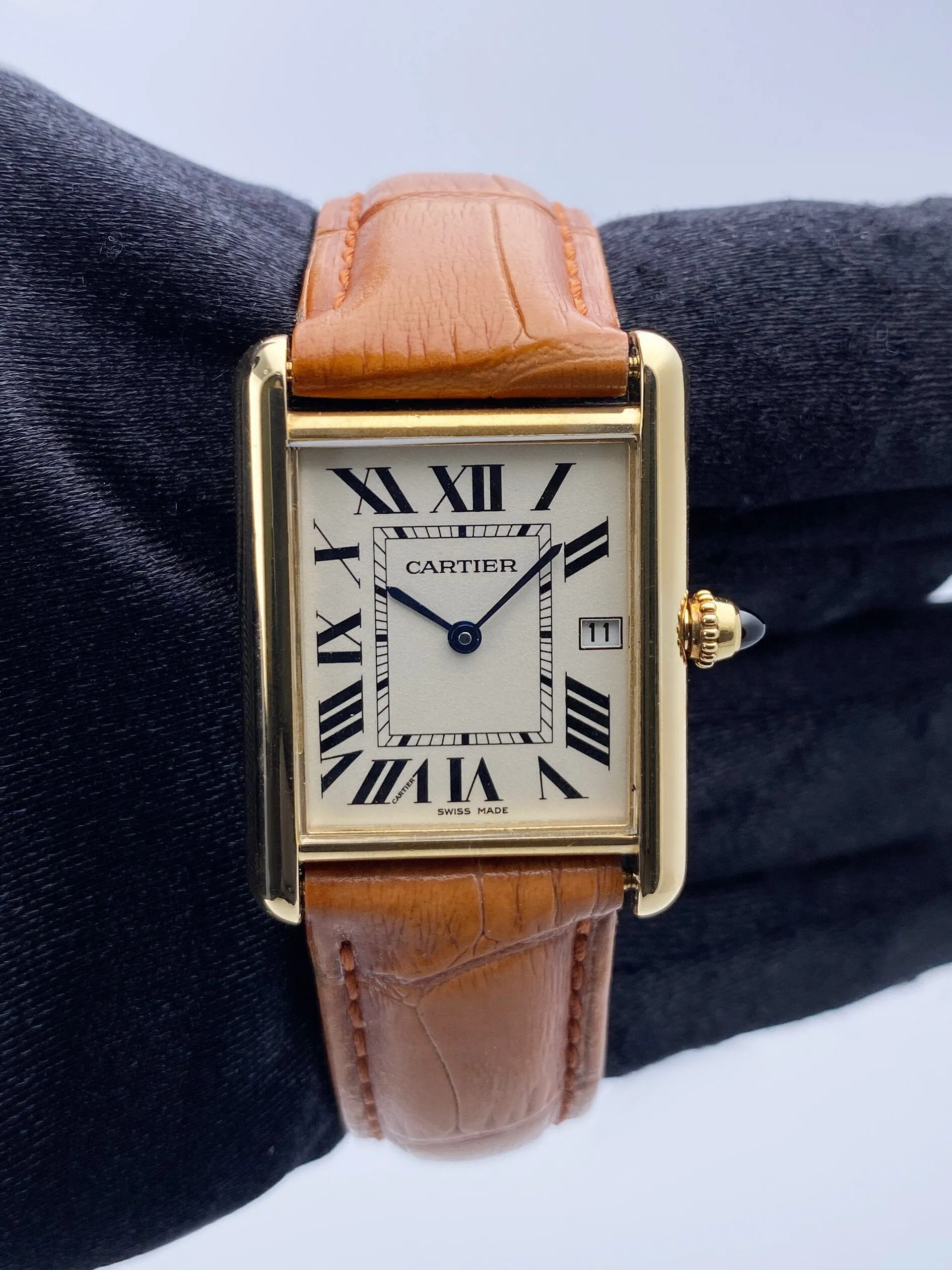Cartier Tank Louis W1529756 18K Yellow Gold Mens Watch