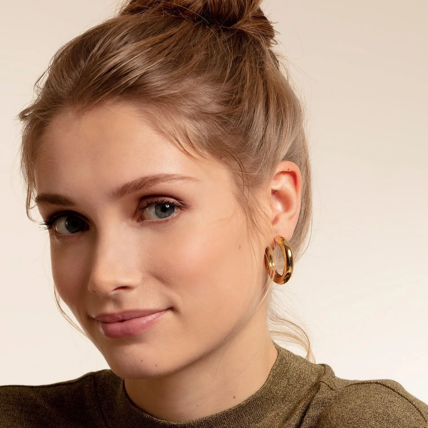 Chunky Hoop Earrings Medium Gold Plated