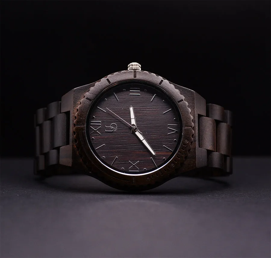 Classic Groomsmen Watches with Personalized Engraving