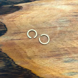 Ekaterina Korzh - Earrings - Small Single Silver Ear Cuff