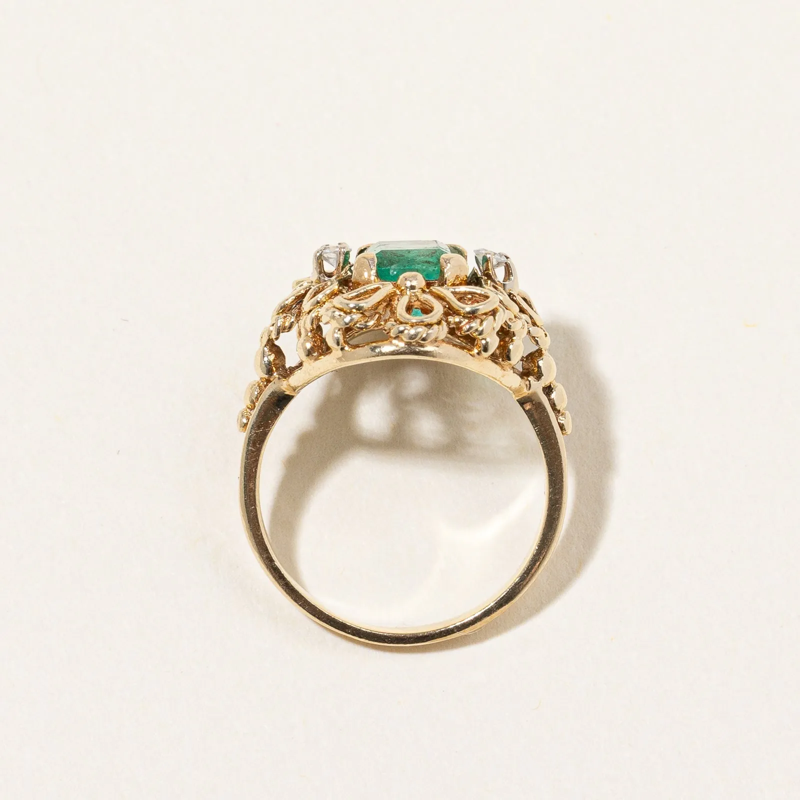 Emerald & Diamond Cocktail Ring | 1.00ct, 0.04ctw | SZ 3.75 |