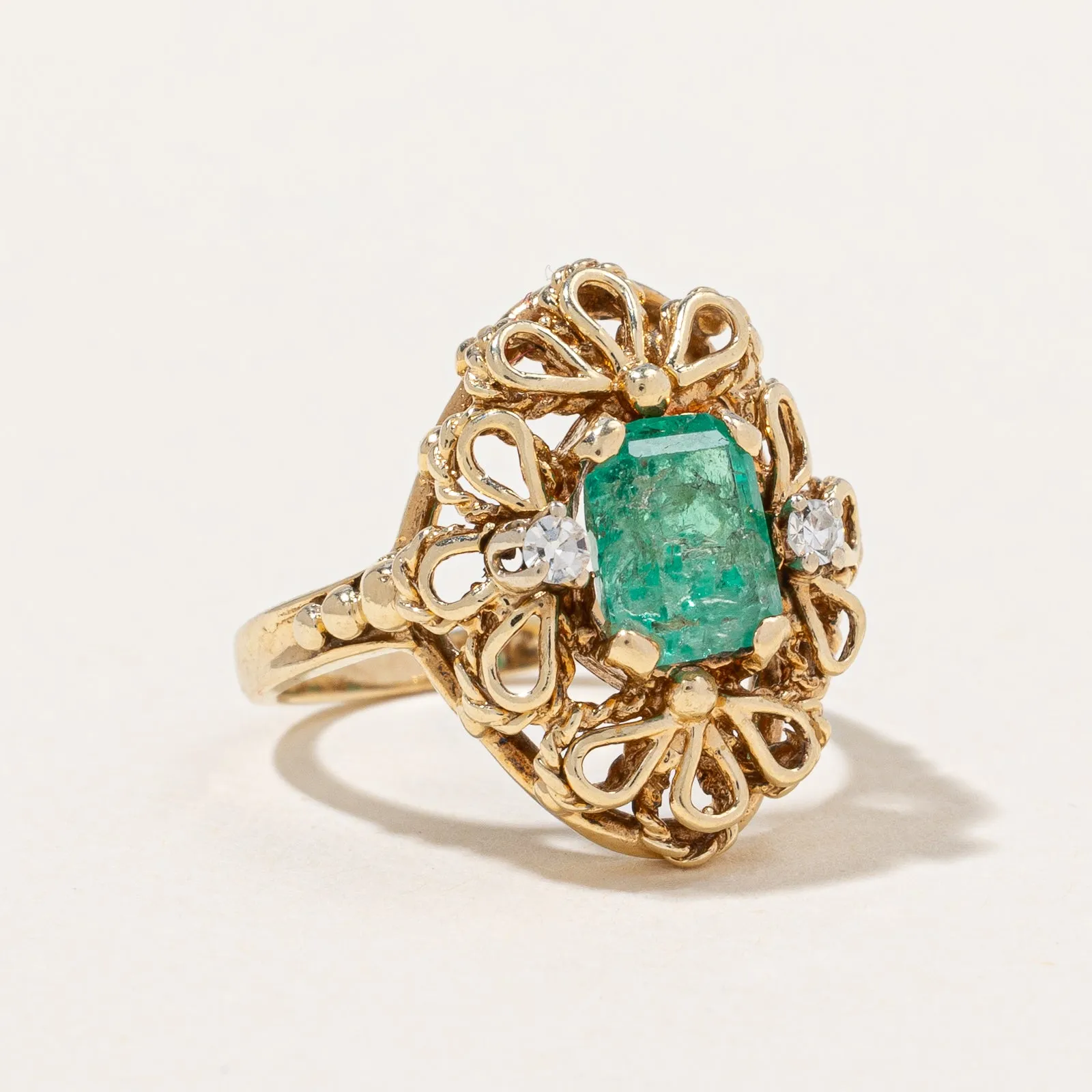 Emerald & Diamond Cocktail Ring | 1.00ct, 0.04ctw | SZ 3.75 |