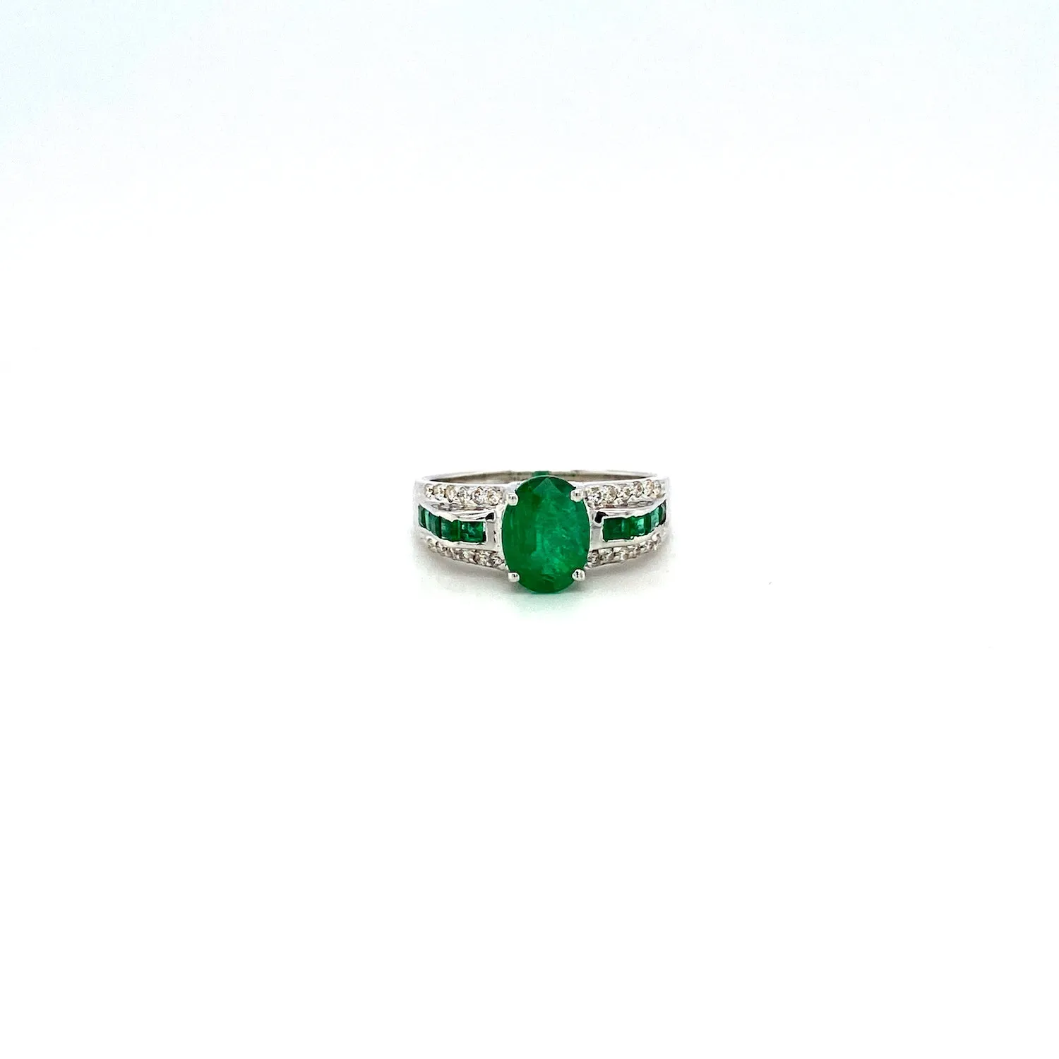 Emerald and Diamond Ring in 18K White Gold - KGR 16086