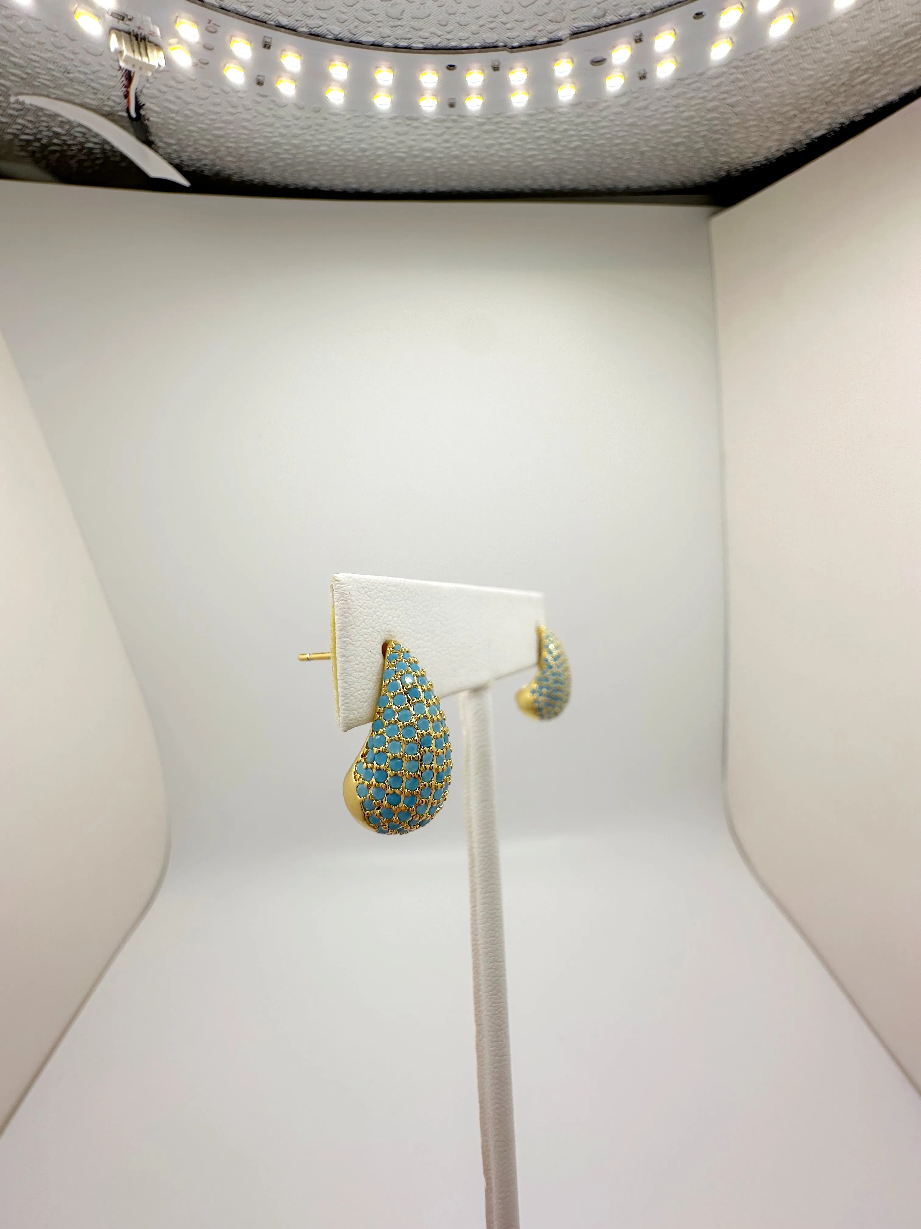 GOTAS AZUL CLARO EARRINGS