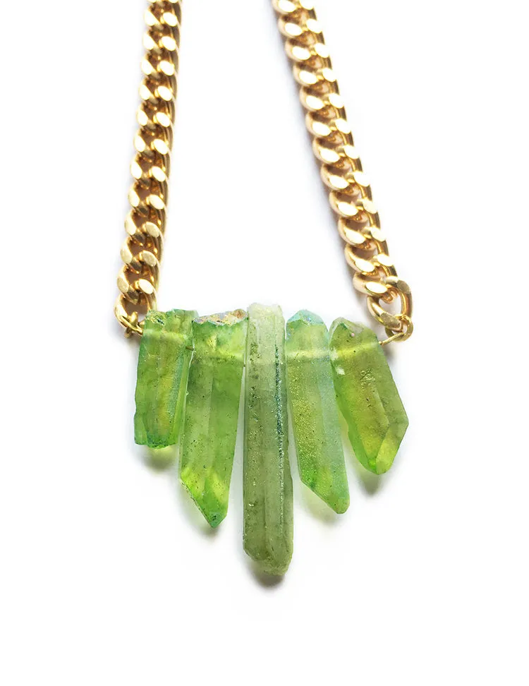 Green Mini Crystal Quartz Necklace - Shimmering Healing Stone Jewelry for Spring