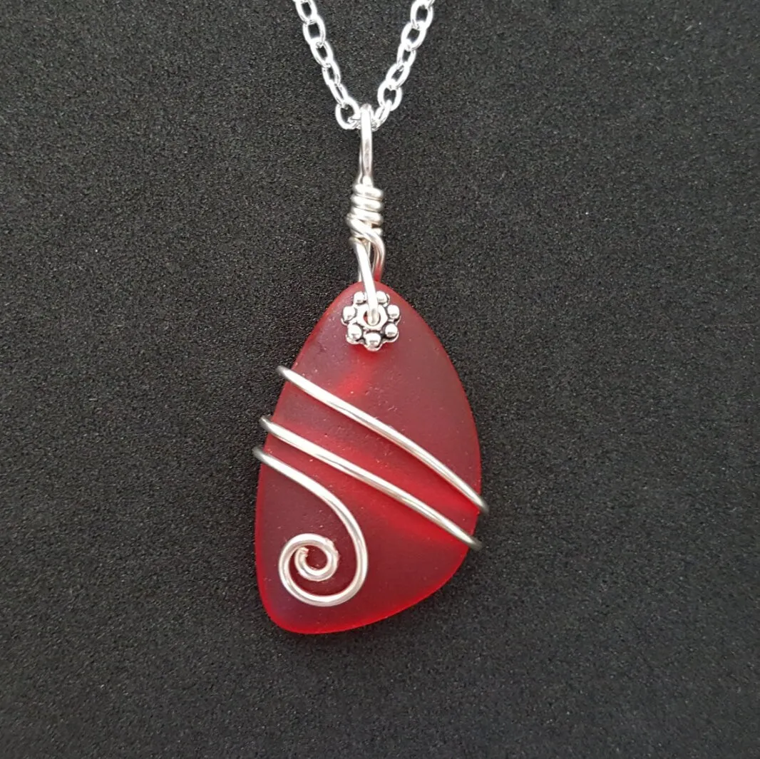 Hawaiian Jewelry Sea Glass Necklace, Wire Red Necklace, Sea Glass Jewelry Beach Jewelry Birthday Gift For Girls (January Birthstone Jewelry)