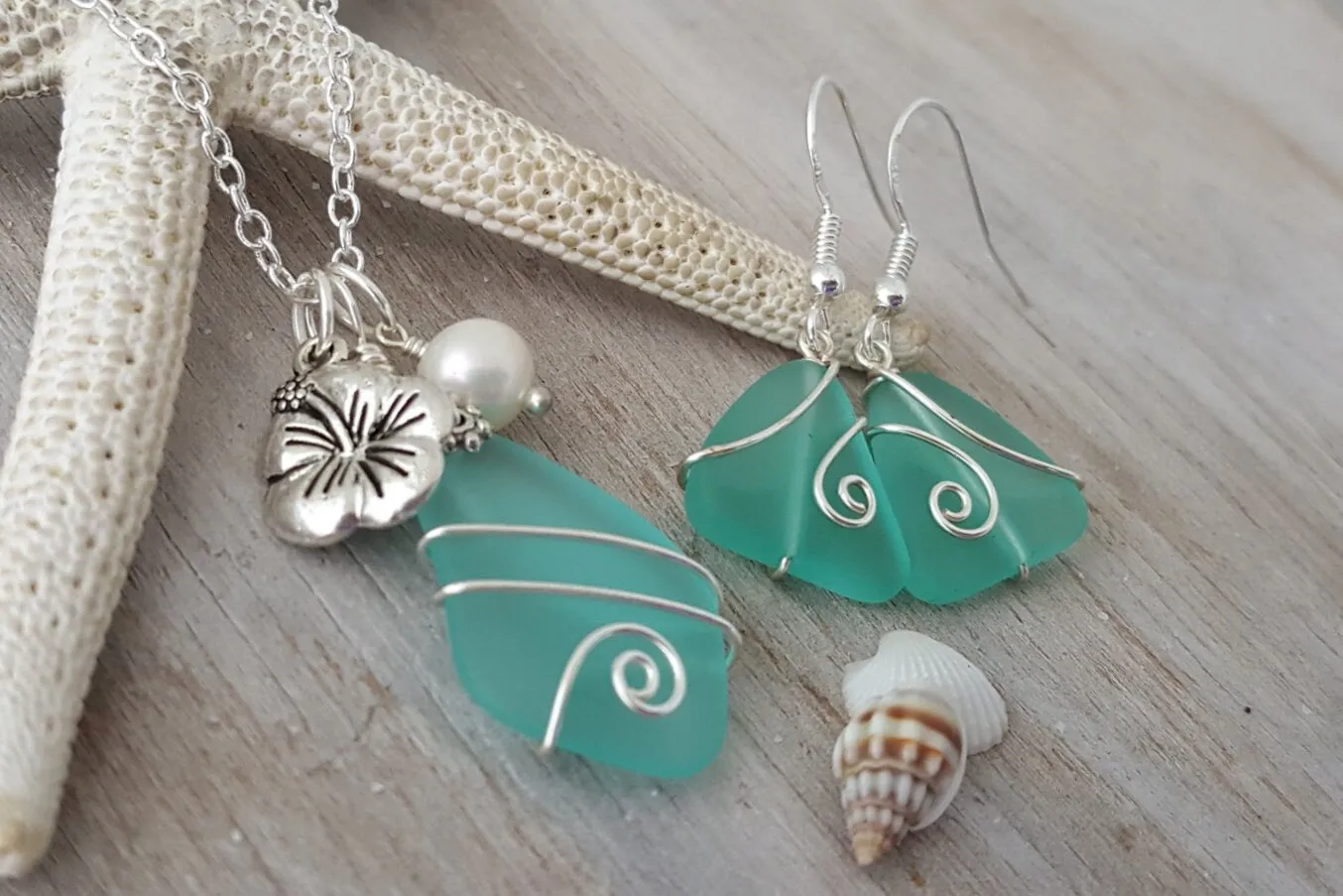 Hawaiian Jewelry Sea Glass Set, Wire Aquamarine Necklace Earrings Jewelry Set, Hibiscus Pearl Jewelry Birthday Gift (March Birthstone Gift)
