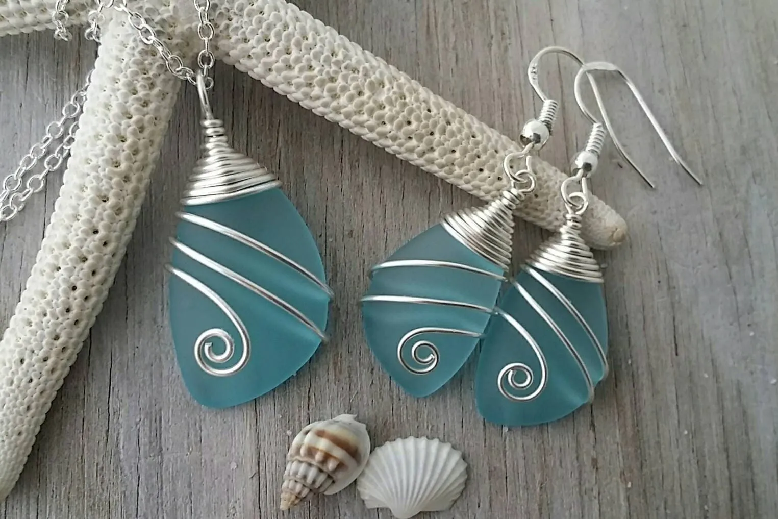 Hawaiian Jewelry Set, Top Wire Wrapped Necklace Earrings Jewelry Set, Turquoise Blue Jewelry, Birthday Gift For Women (December Birthstone)