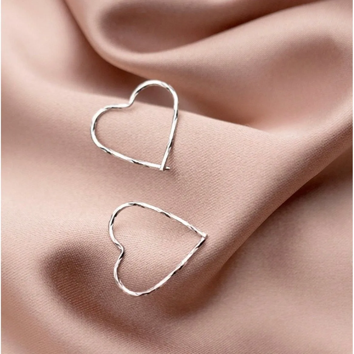 Heart hoop earrings-SH008