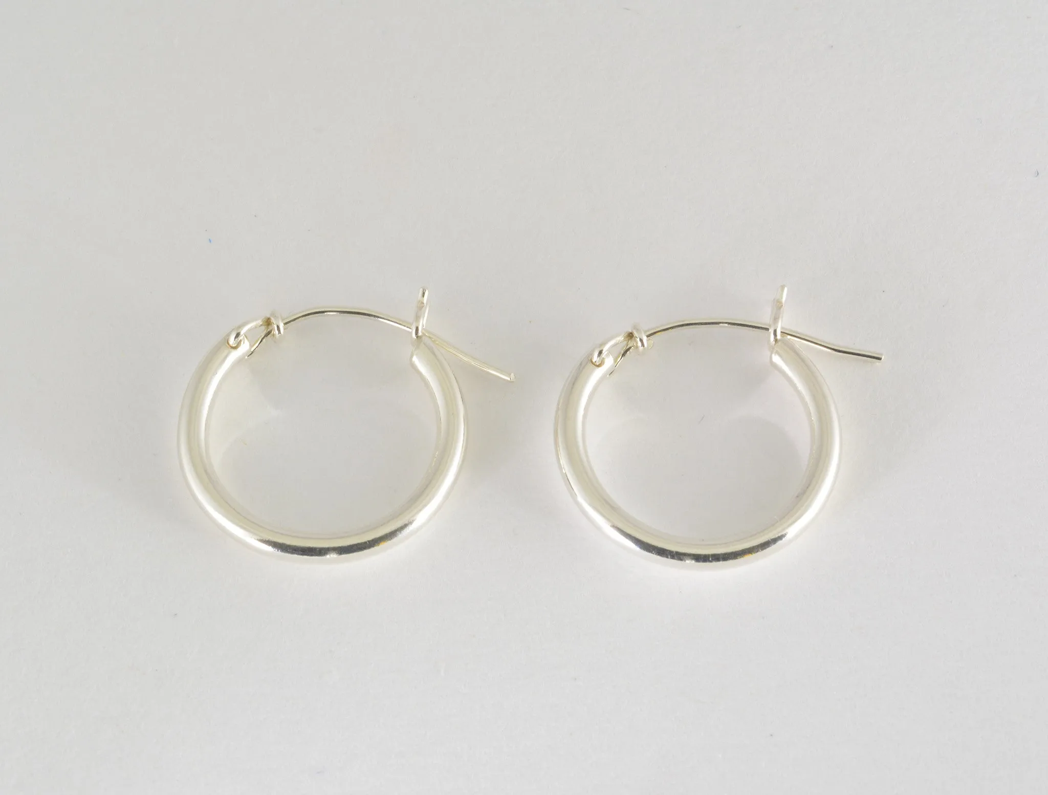 Hoop Earrings v-notch, Small