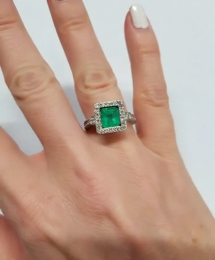 LADIES 14k WHITE GOLD 2.65ct PRINCESS CUT EMERALD 1/4ct ROUND DIAMOND HALO RING