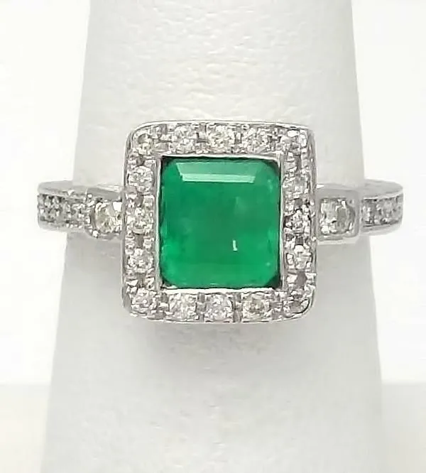 LADIES 14k WHITE GOLD 2.65ct PRINCESS CUT EMERALD 1/4ct ROUND DIAMOND HALO RING