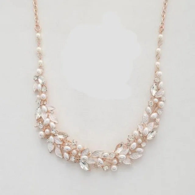 Leaf Pattern Pearl Crystal Necklace and Earring Set