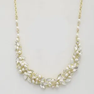 Leaf Pattern Pearl Crystal Necklace and Earring Set