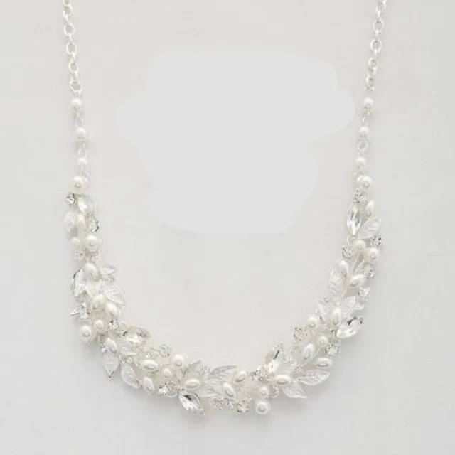 Leaf Pattern Pearl Crystal Necklace and Earring Set