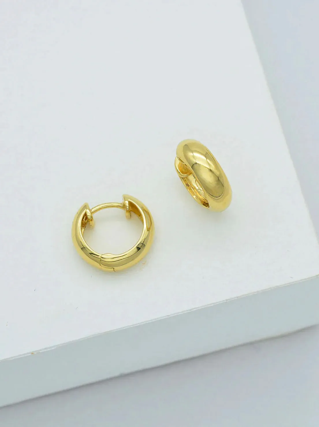 Linda Tahija - Solar Huggie Earrings - Gold Plated