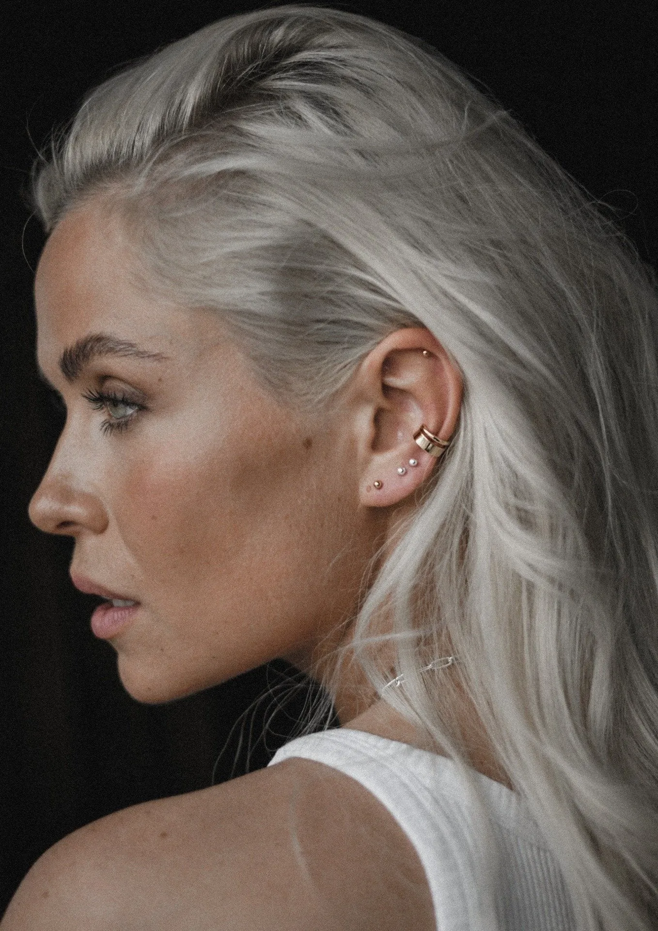 Line Ear Cuff Gold