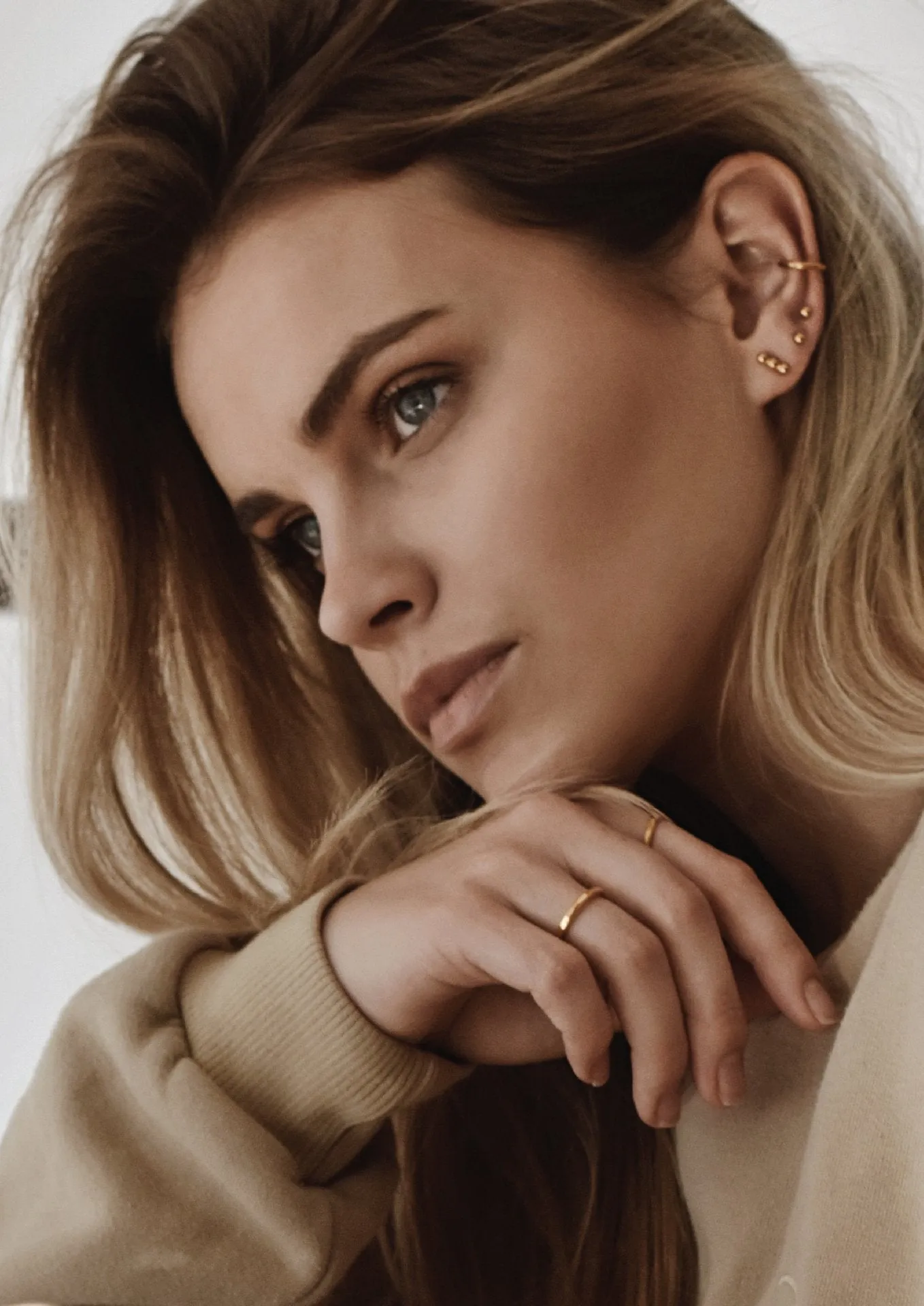 Line Ear Cuff Gold